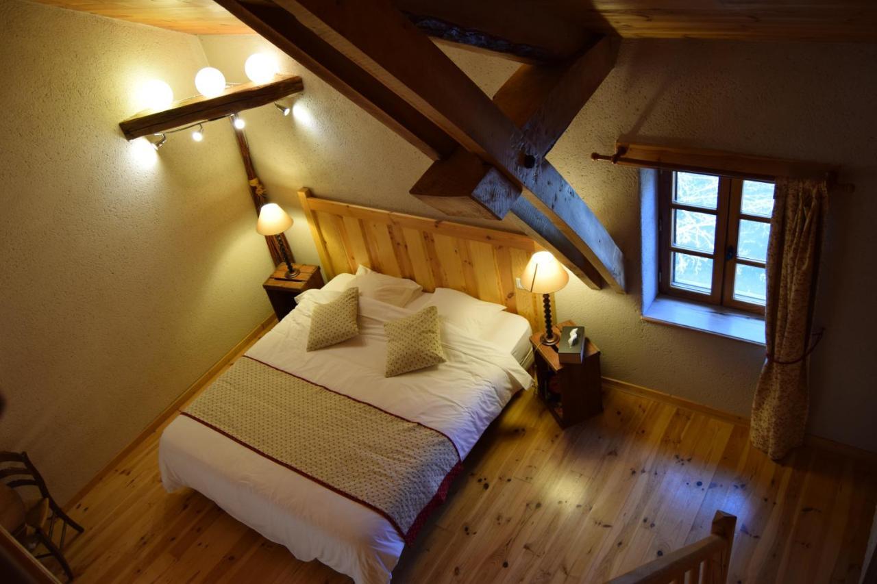 Le Moulin Du Bateau - Maison D'Hotes Leotoing 外观 照片
